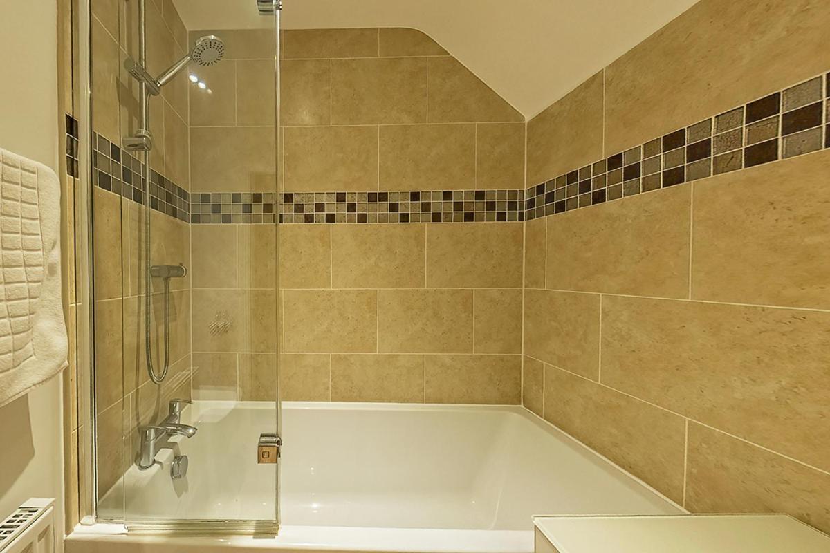 3 Bedroom Barn Conversion With Hot Tub-Garden View - Ty Cerrig Barn Corwen Exterior photo